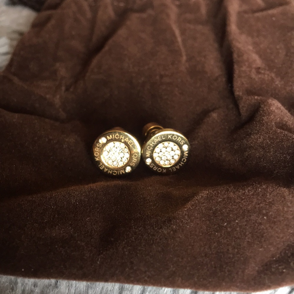 Michael Kors earrings in gold
